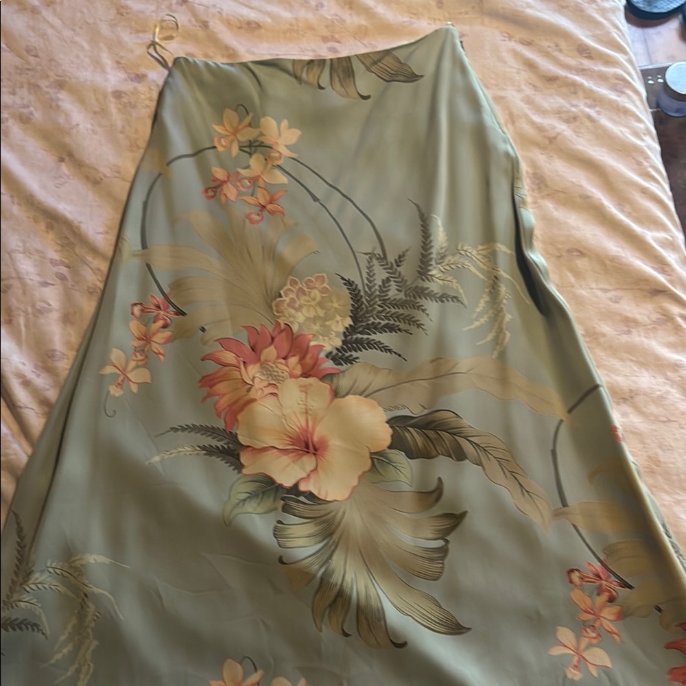 Tommy Bahama vintage silk skirt size 2